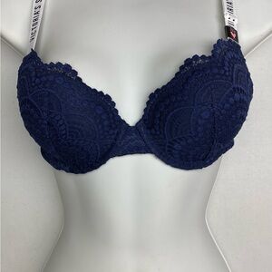 NWT VS NAVY T-Shirt Push-up Full Coverage, 32B *P1028